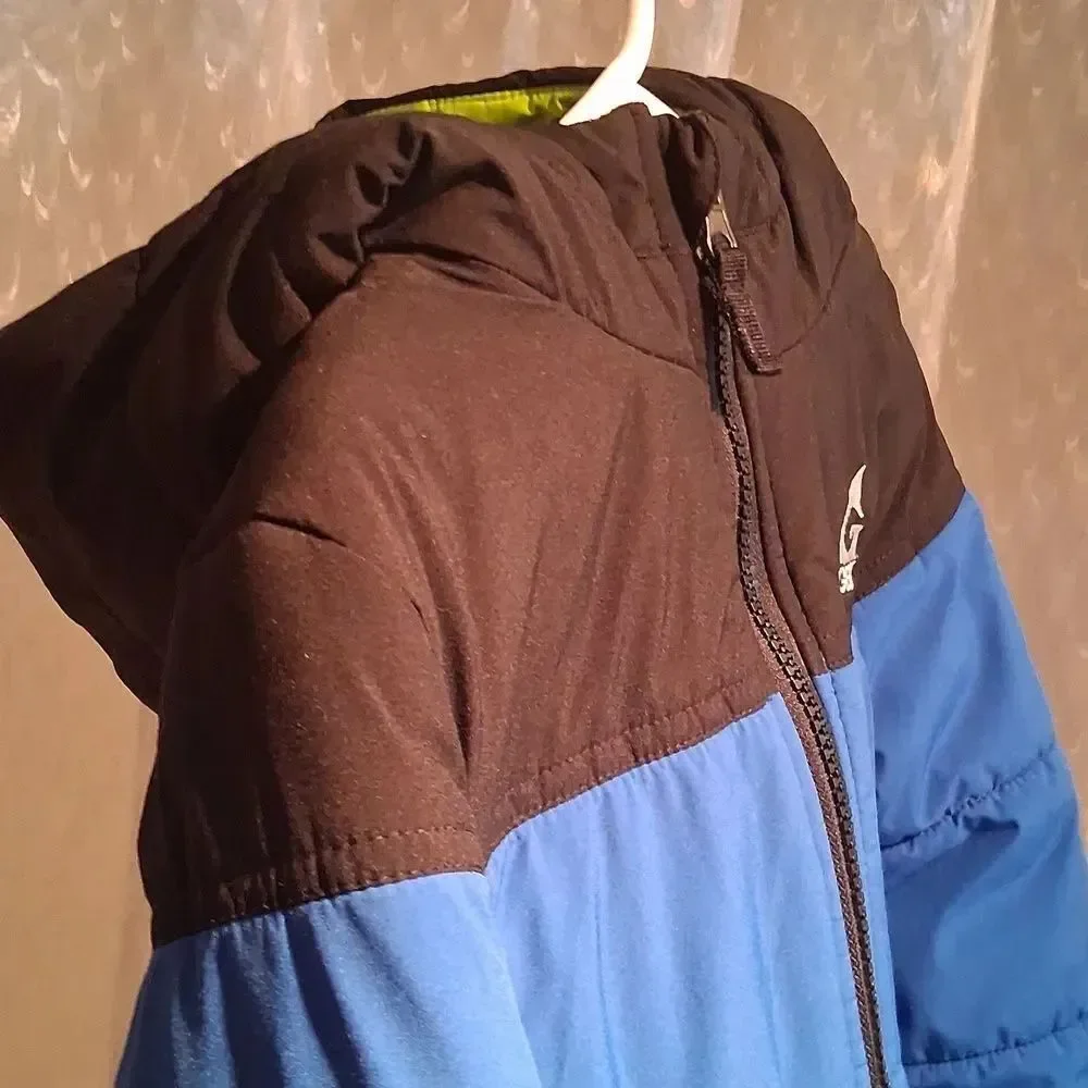 Gerry Weber Kids Blue and Black Puffer Jacket Size 5 Preowned